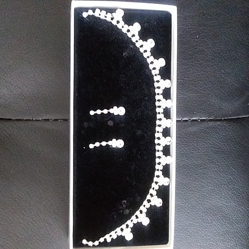 Jewelry Set with Boxes - Picture 3 of 4
